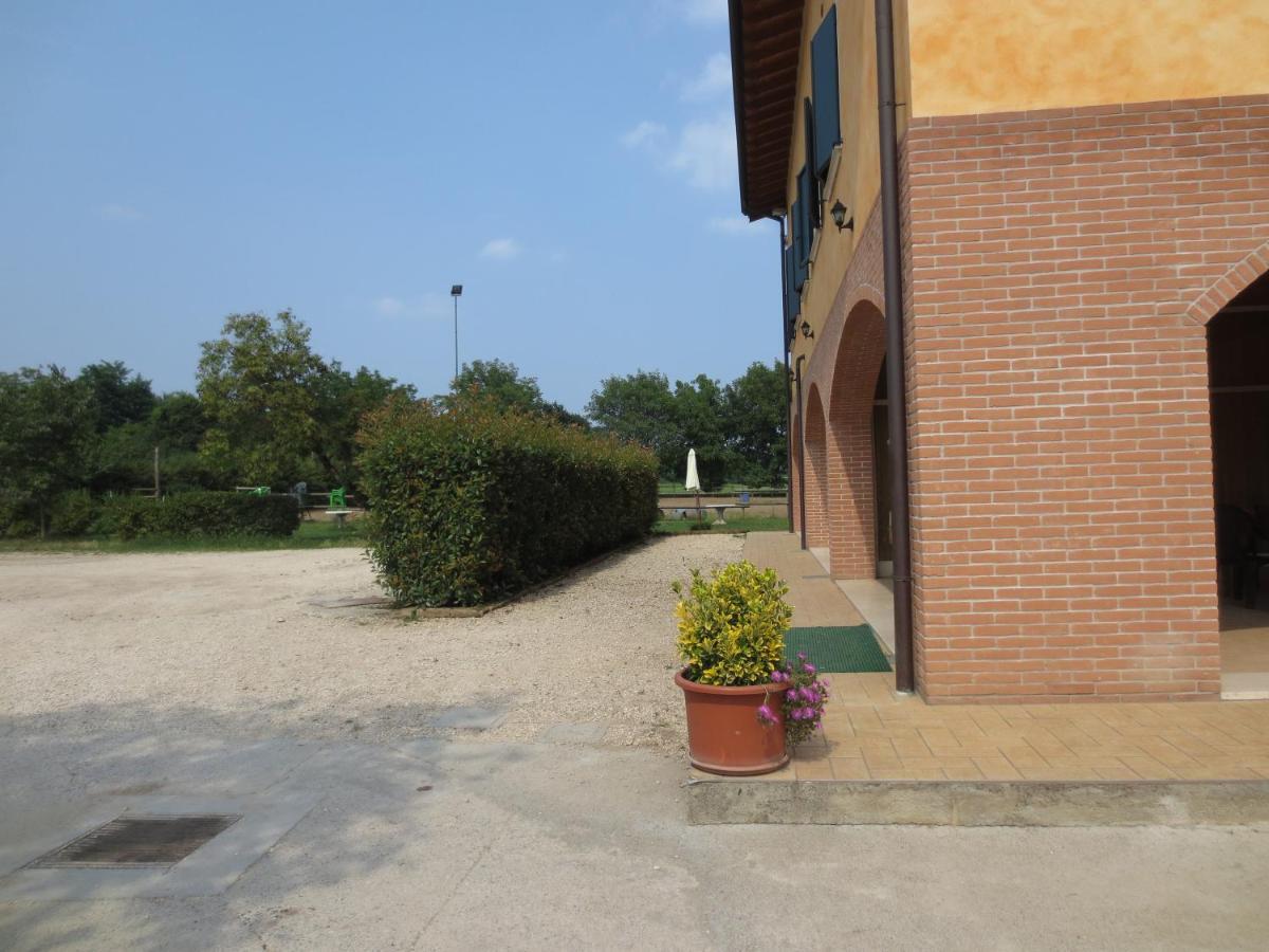 Agriturismo Parco Del Chiese 베더졸 외부 사진